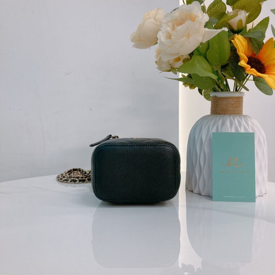MS0737 Chanel 香奈兒 鏈條 化妝盒子 迷你 顆粒牛皮 魚子醬牛皮 黑色 金扣  Vanity Case Mini 10cm With Chain Grianed Calfskin Black x GHW-4