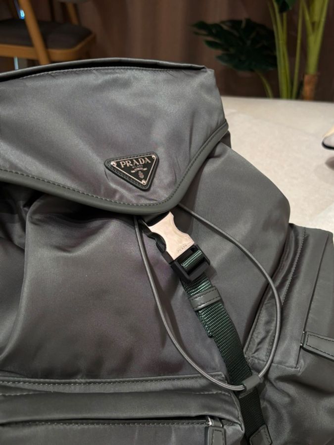 PRADA Re-Nylon Backpack 2VZ108_2DW3_F0002_V_DYO-7