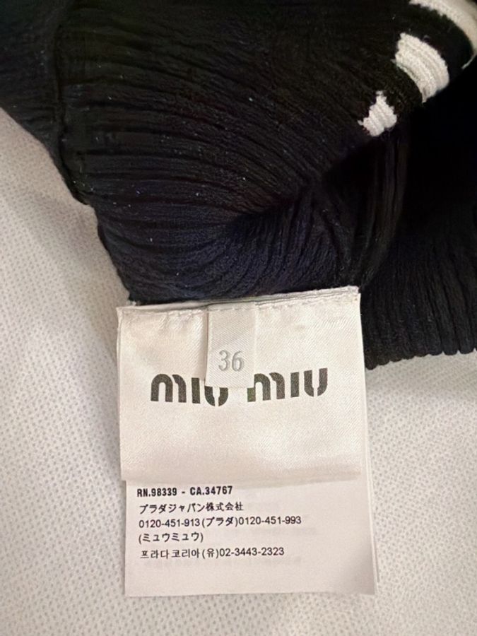 二手精品自賣❤️Miu Miu經典款針織羅紋logo短版貼身坦克背心.近新.36/S號-3