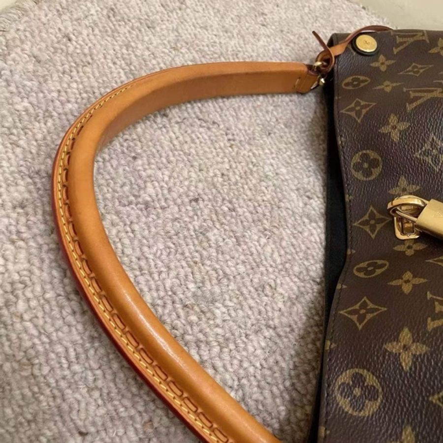 LV 路易威登Gaia 老花拼黑色腋下包-14