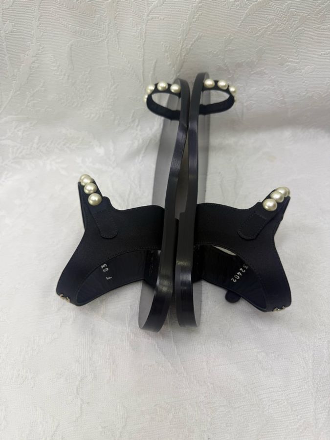 Chanel Sandals EU 37.5-8