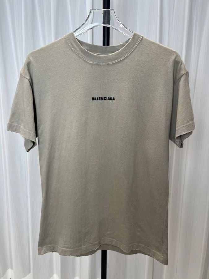 二手精品自賣❤️Balenciaga巴黎世家奶茶色做舊款字母刺繡長T.66公分S號-2