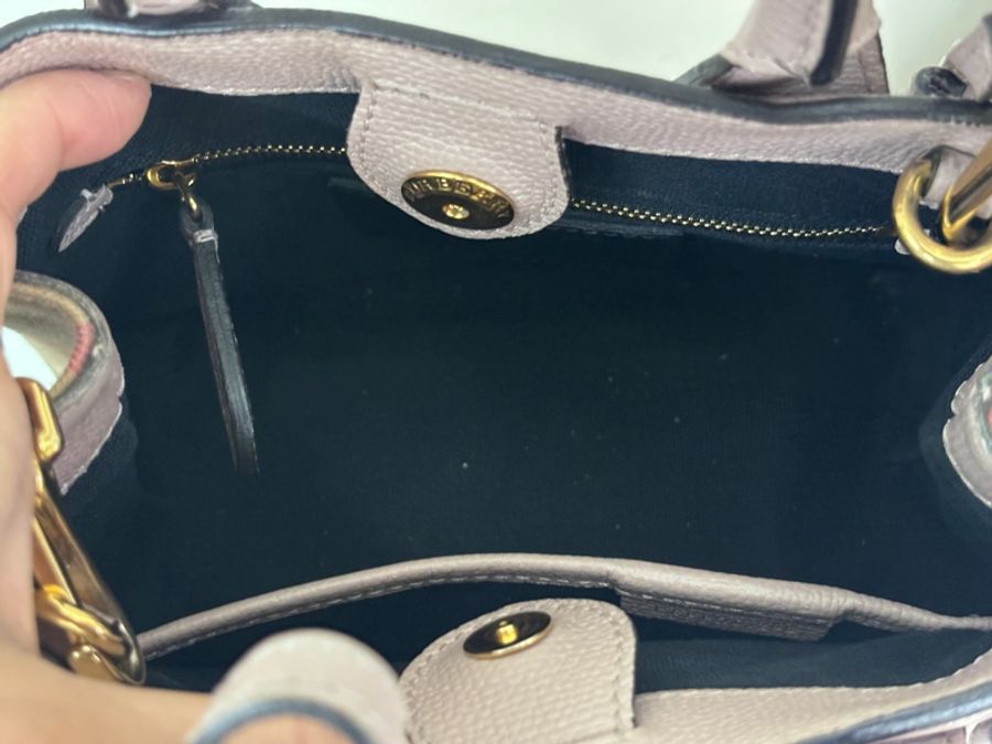 Burberry Banner mini 手提斜背包-24