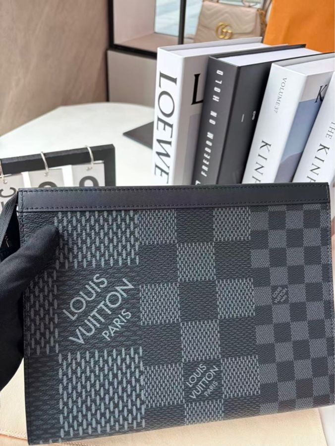 Louis Vuitton 路易威登 棋盤格拼色男士手拿包-7