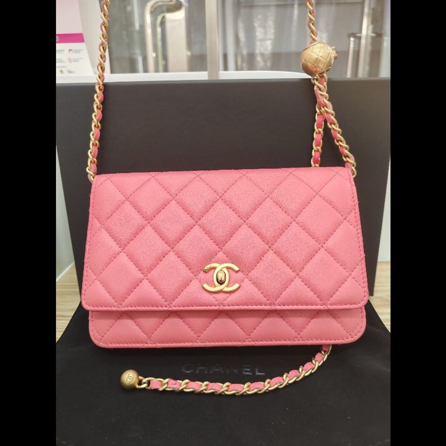Chanel pink 金球woc-1