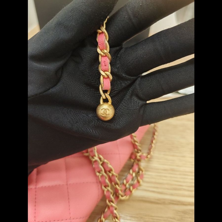 Chanel pink 金球woc-17