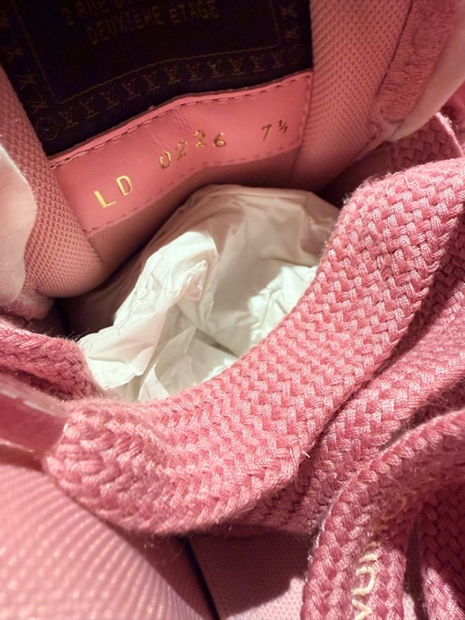 LV ✖️J-hope 聯名款 LV Buttersoft 運動鞋-10