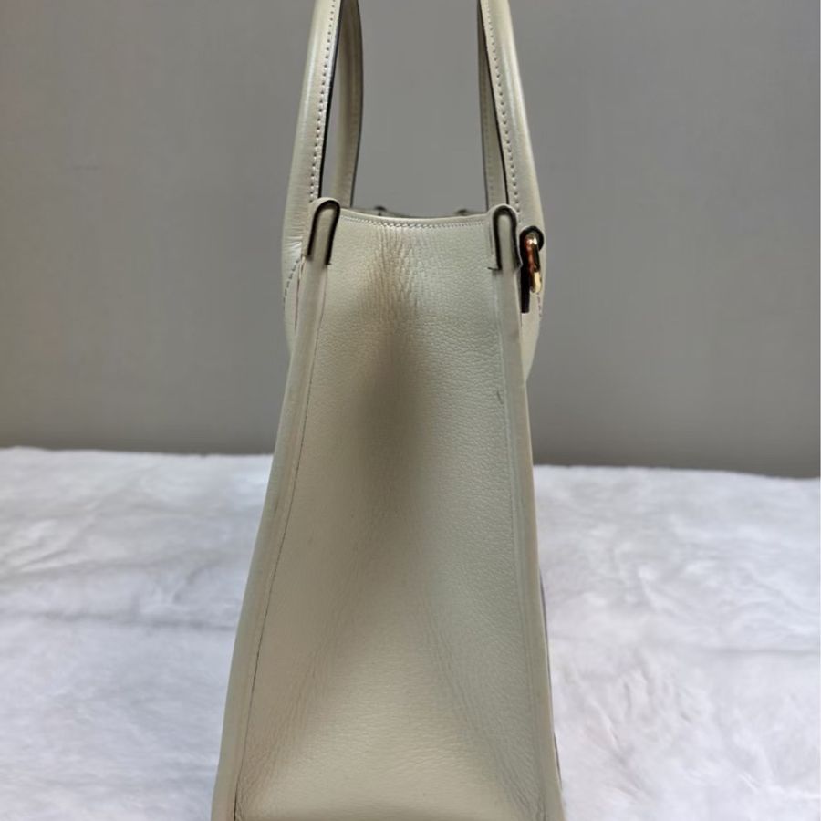 GUCCI 情人節限定蘋果愛心小號托特包 寬26cm × 高22cm × 厚11cm-3