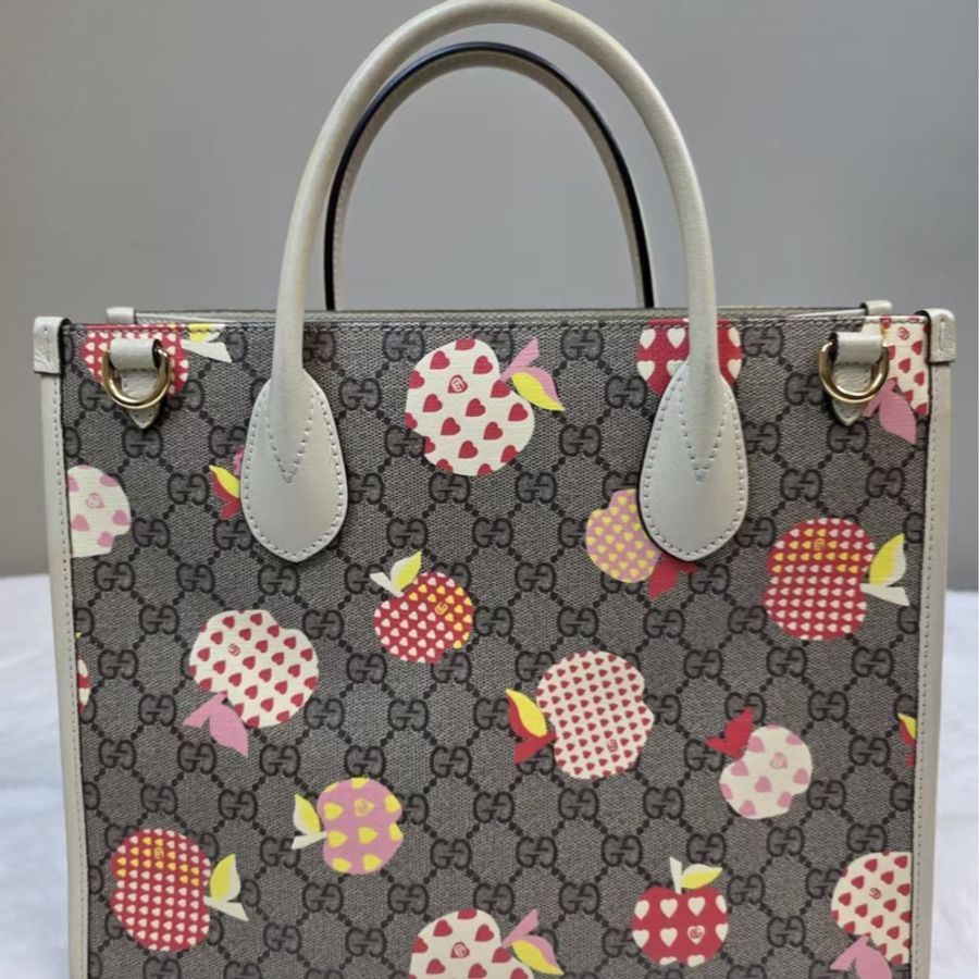 GUCCI 情人節限定蘋果愛心小號托特包 寬26cm × 高22cm × 厚11cm-6