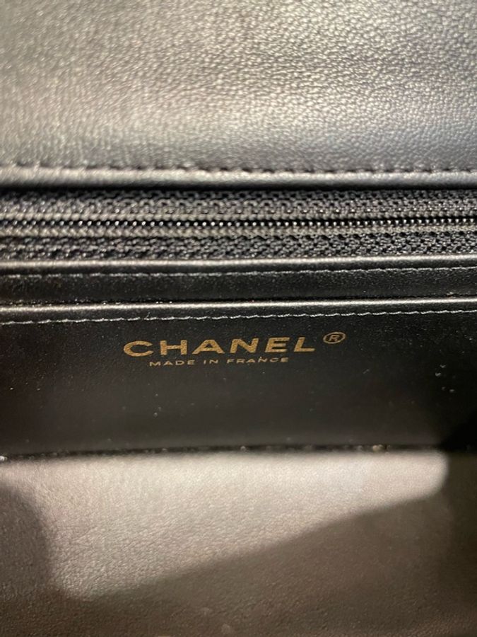 Chanel Classic 20cm 晶片黑色羊皮-8