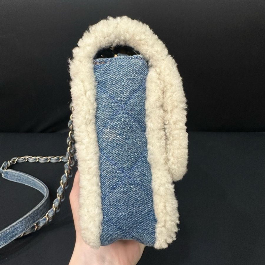 🆕 chanel香奈兒羊羔毛牛仔拼布cf中號 斜挎包-2