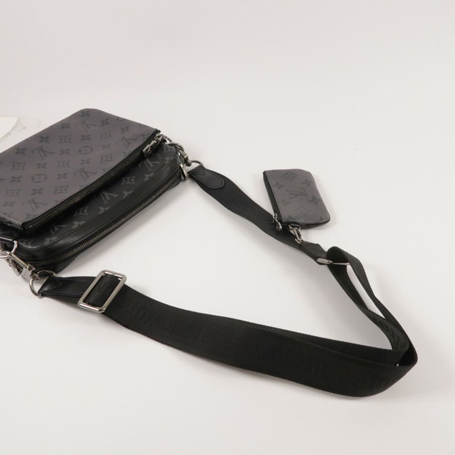 LOUIS VUITTON Monogram Eclipse Reverse Trio Messenger肩背袋-11