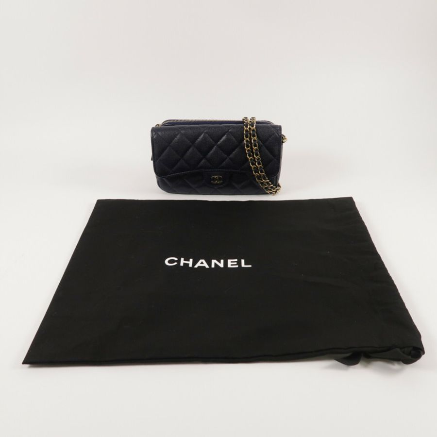 CHANEL 牛皮皮革Phone Bag鏈帶肩背袋-16