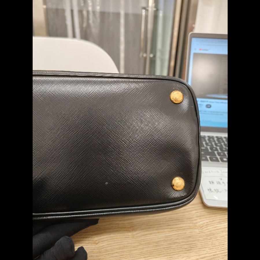 Prada 貝殼袋黑色-4