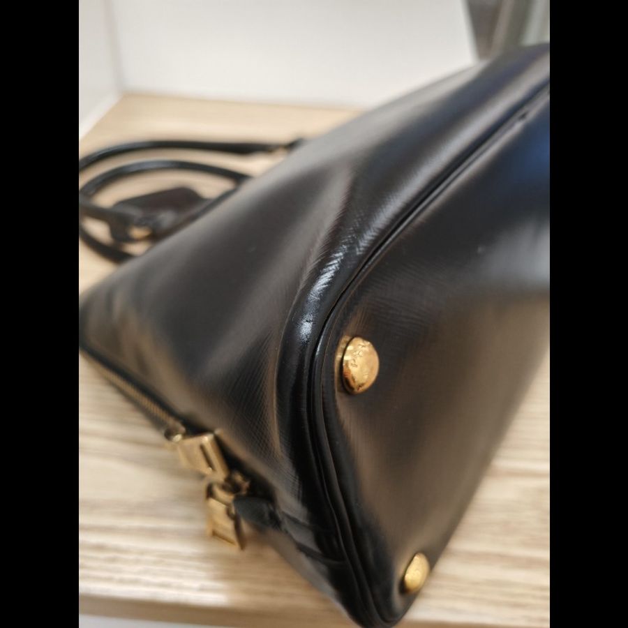 Prada 貝殼袋黑色-8