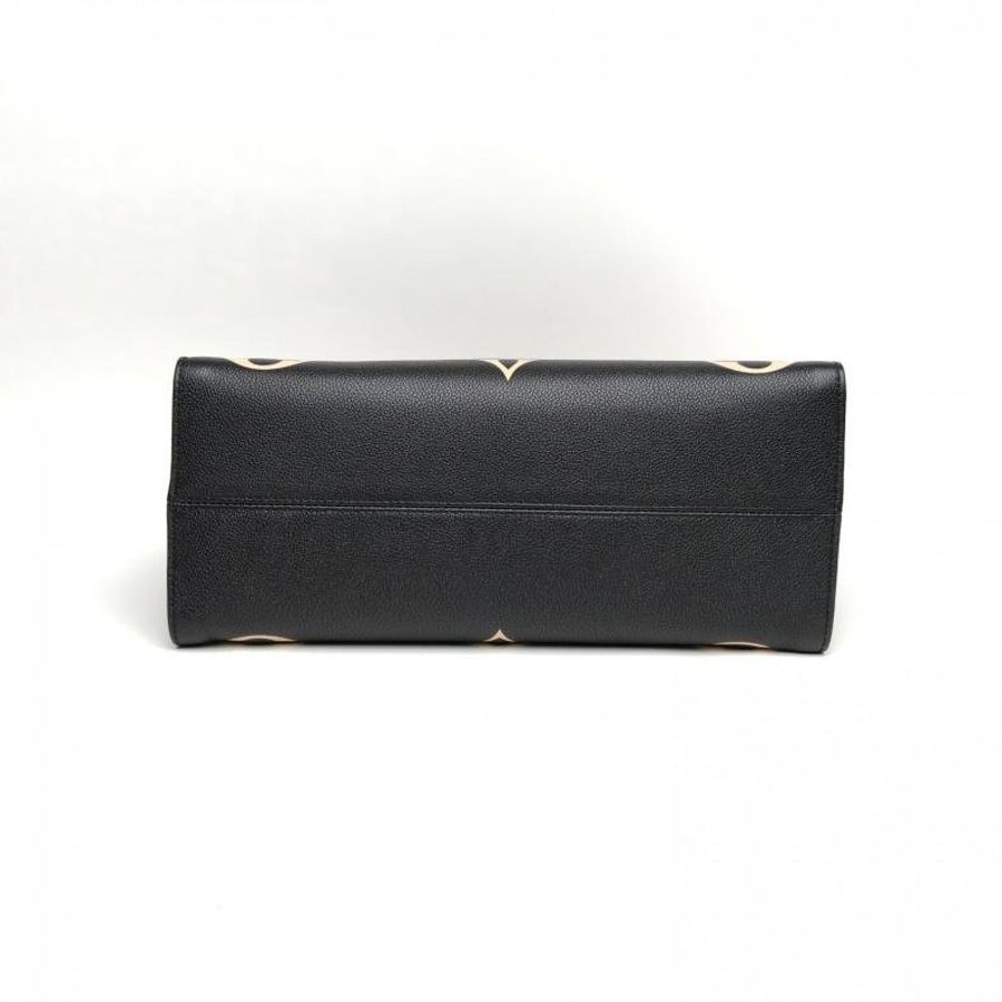 LOUIS VUITTON Onthego中號黑白牛皮大Logo印花肩背包-3