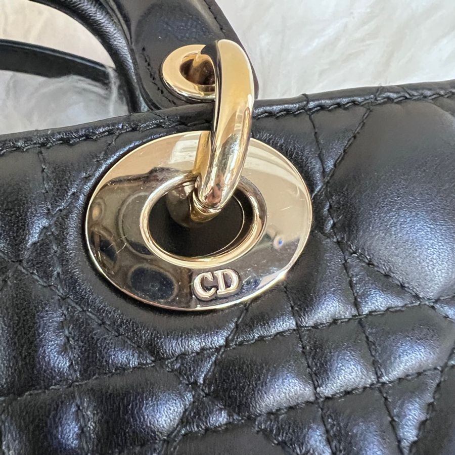 Dior 黑羊皮騰格紋金釦小號Lady D Joy手提肩斜背包-15