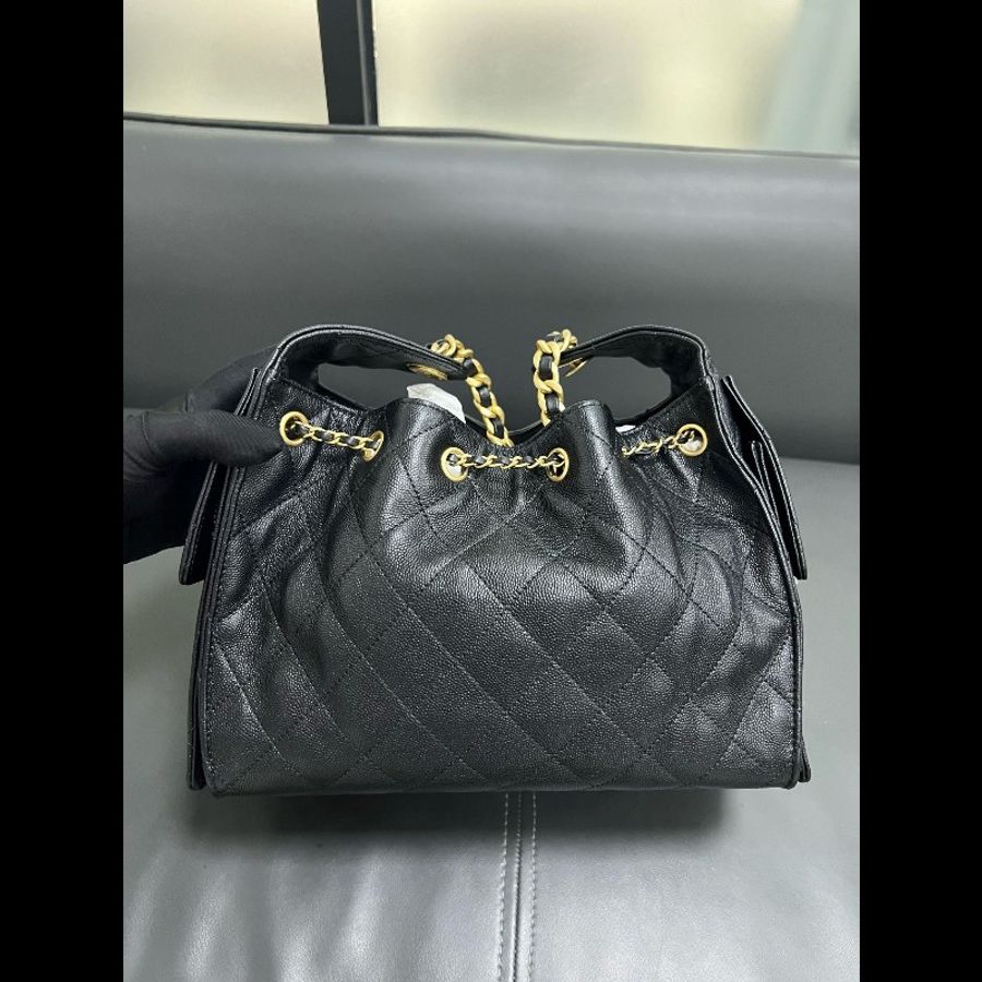 Chanel 25 bag small hobo
黑金荔枝纹-1