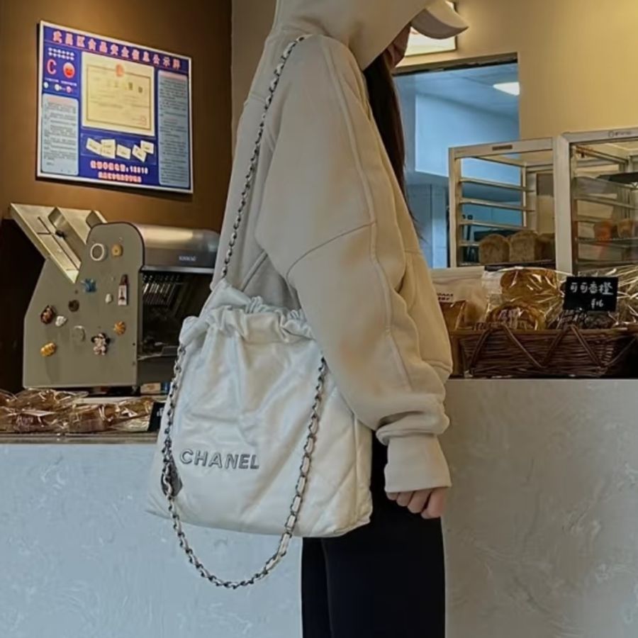 CHANEL香奈兒白銀22Bag小號芯片款🐨-26