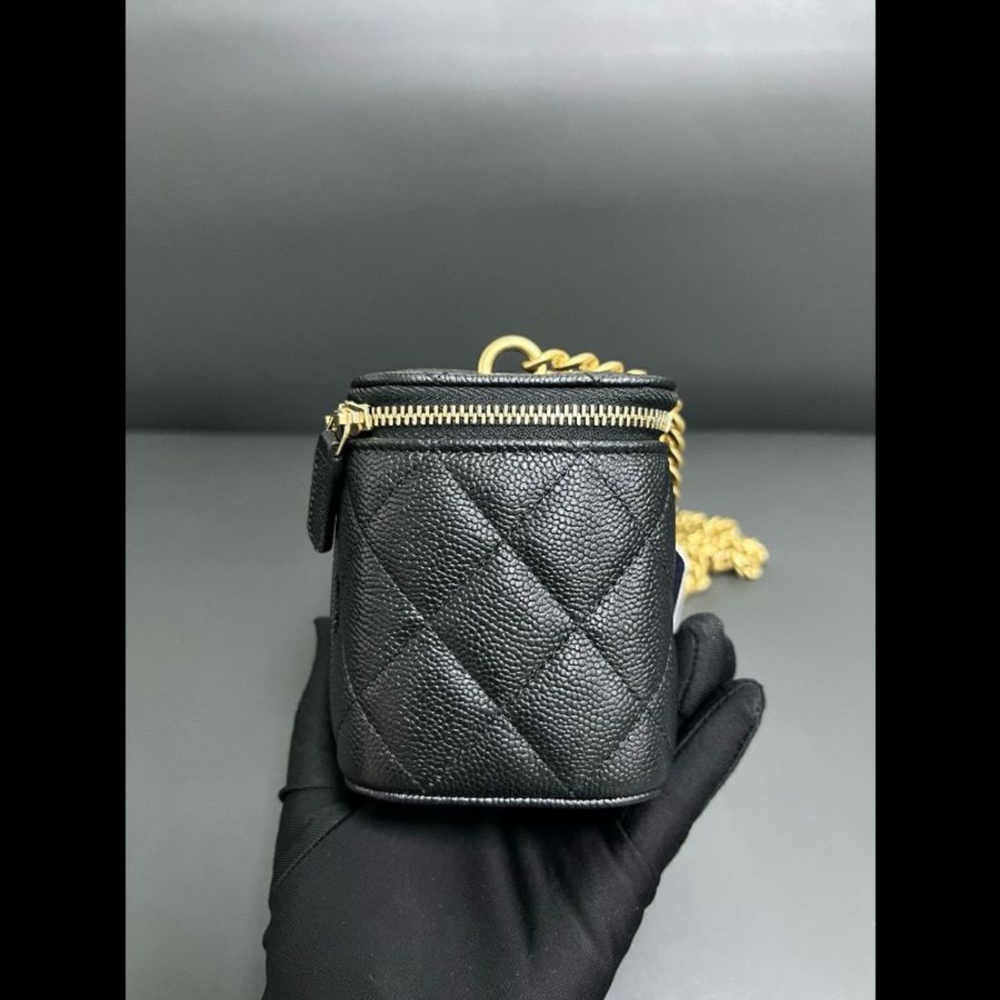 CHANEL vanity case-5