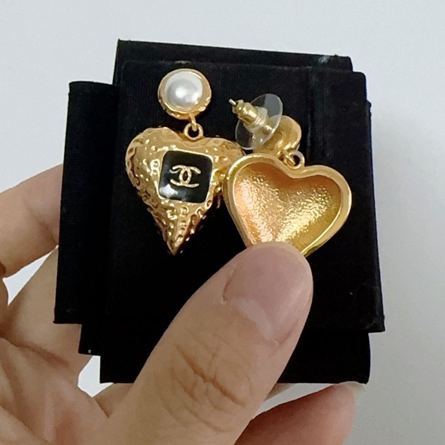 Chanel 香奈兒 熔岩 珍珠 愛心耳釘 配件盒子-2
