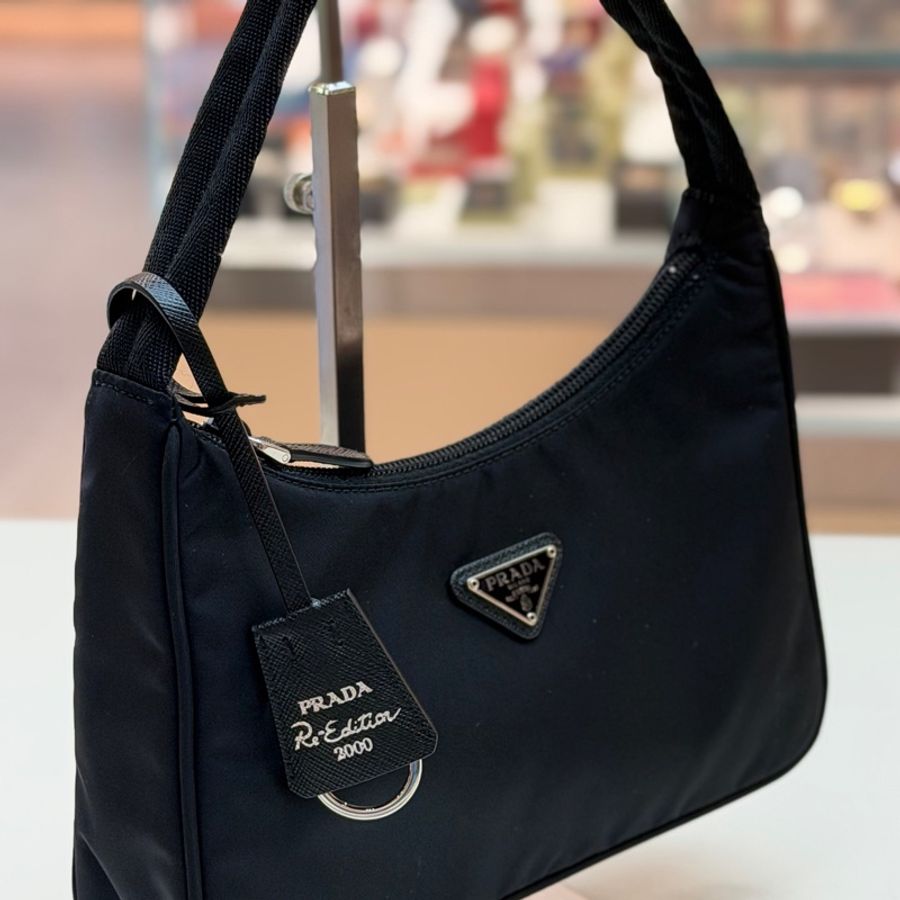 普拉達 Prada Hobo 2000 黑色尼龍腋下包-2