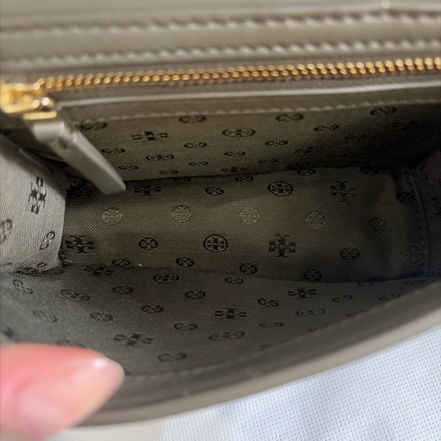 Tory Burch Kira mini 橄欖綠色斜肩包-19