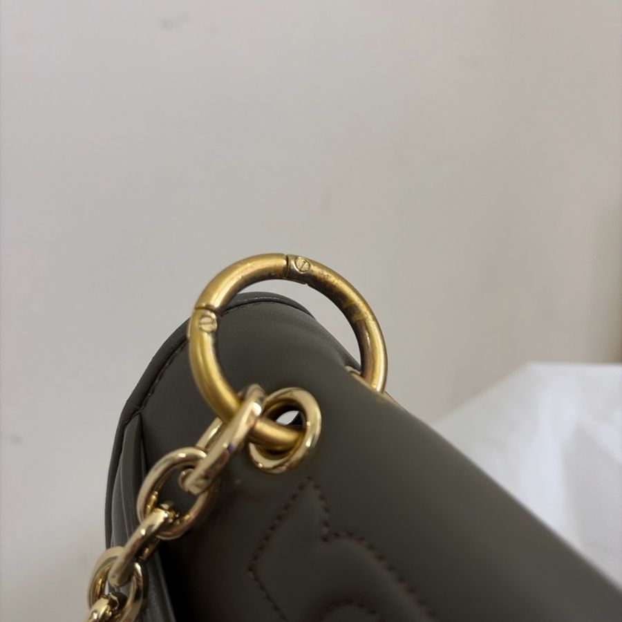 Tory Burch Kira mini 橄欖綠色斜肩包-42