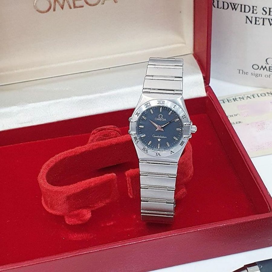 【大眾名錶】OMEGA 歐米茄 1572.40.00 星座系列 灰藍面盤 錶徑25.5mm 石英機芯 大眾名錶B1114-1