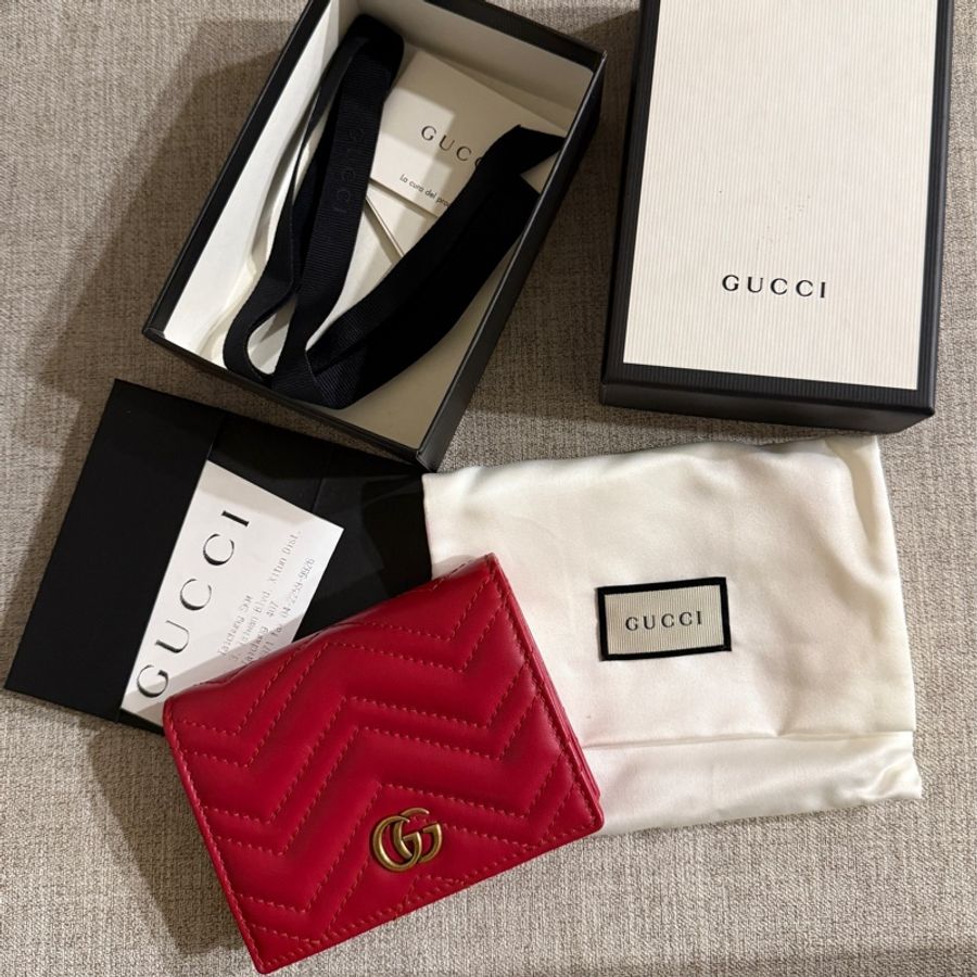 9.9成新 Gucci短夾 紅色皮夾 紅包錢包 Gucci零錢卡夾 Gucci馬夢短夾-0