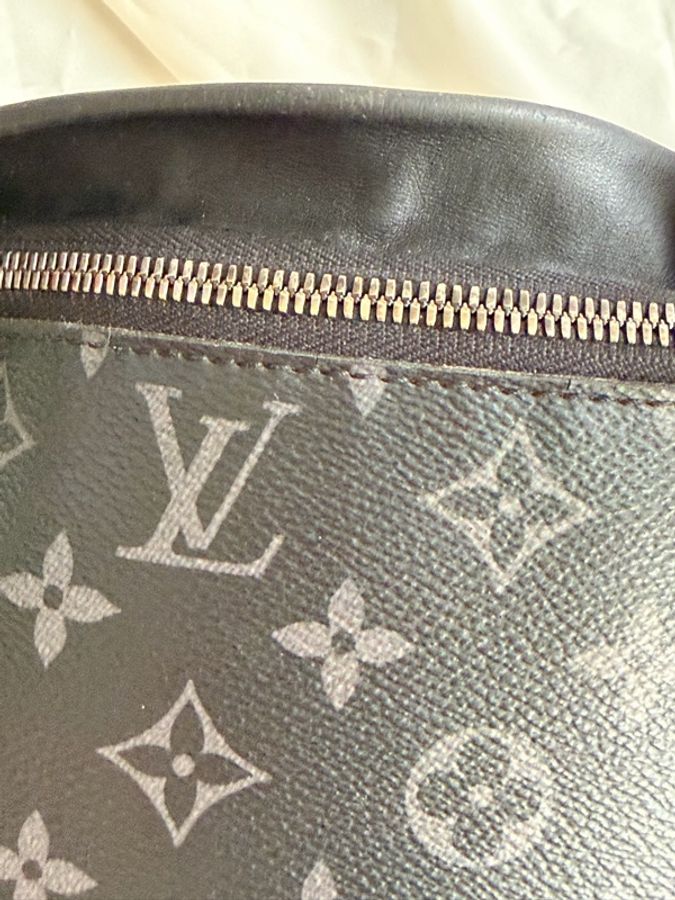 LV Discovery PM 腰包 晶片款-3