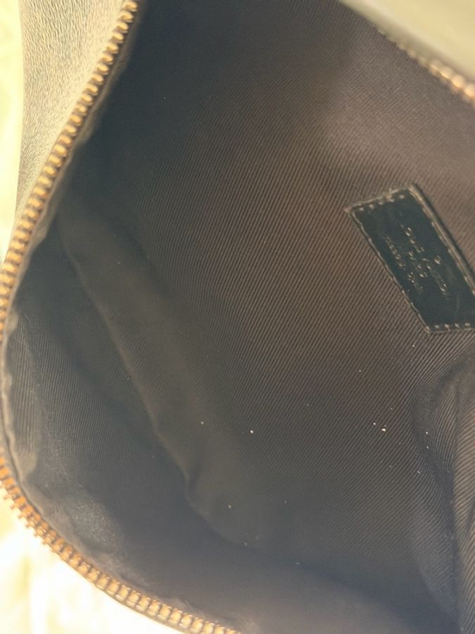 LV Discovery PM 腰包 晶片款-19