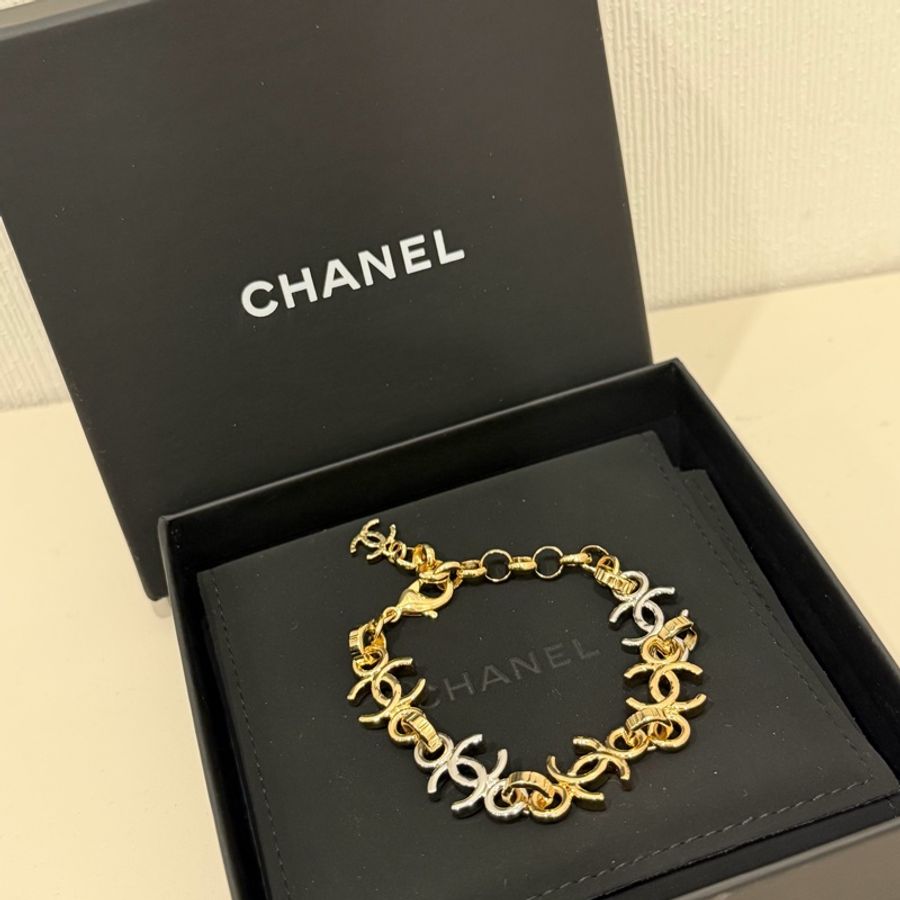 全新 Chanel 香奈兒 超美26P早春 金銀雙色 雙C手鏈-2