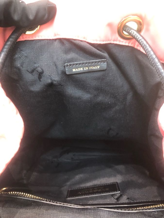Burberry 粉色背囊 雙肩包 XC597-22