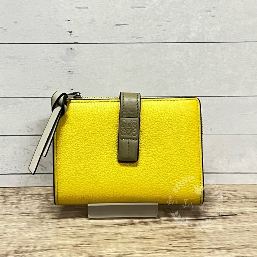 ~~趴趴小舖~~LOEWE經典LOGO牛皮釦式L拉鍊零錢短夾 (2606014199)配件齊,附鑑定證明-7