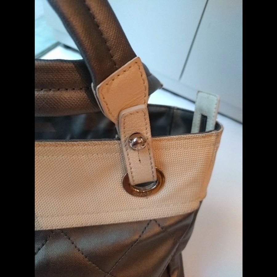 Chanel 銀灰拼白邊帆布托特包 比亞里茲-7