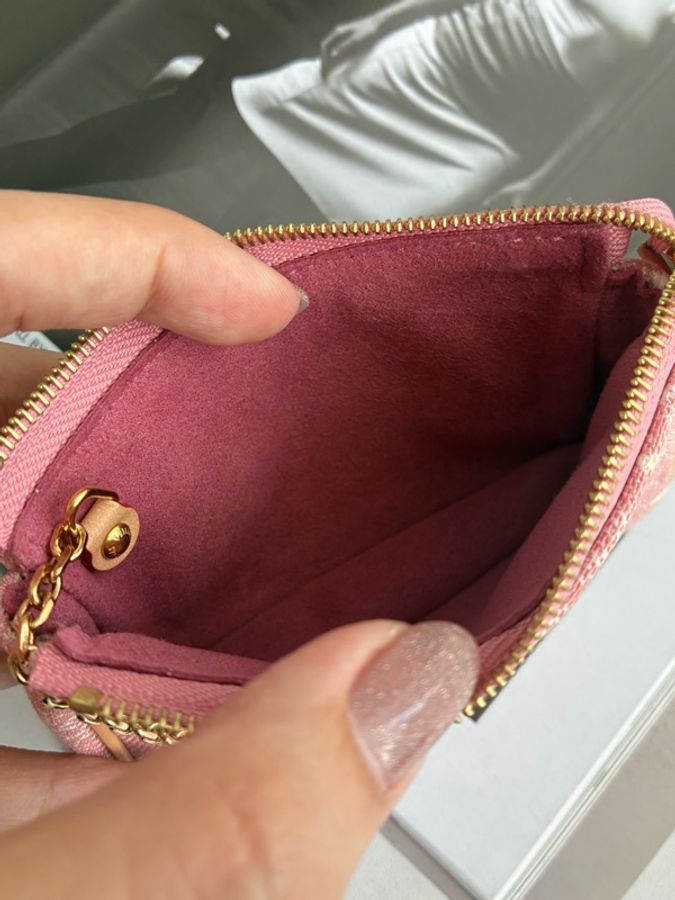 LV粉丹寧一字零錢包👛-26