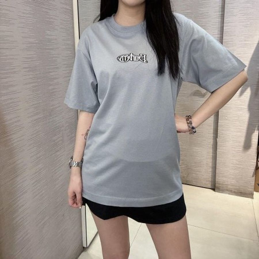 💎Han's house精品服飾💎 Burberry Logo 短 T 短袖 T恤-1