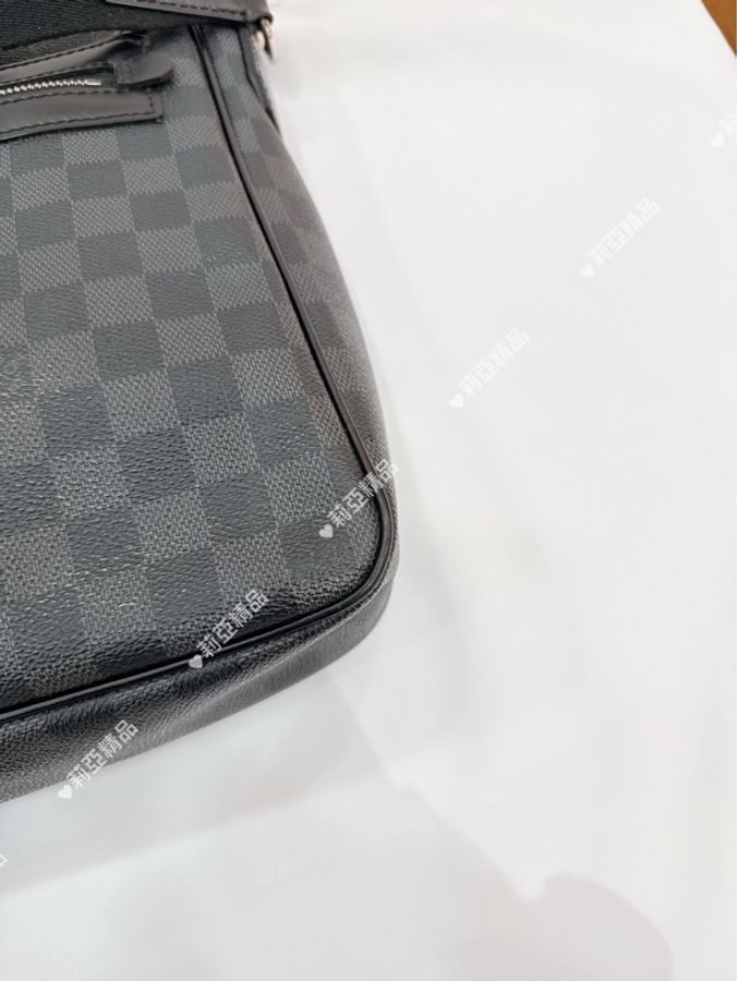 莉亞精品♡ LV N58029 斜背棋盤格公事包 二手美包-9