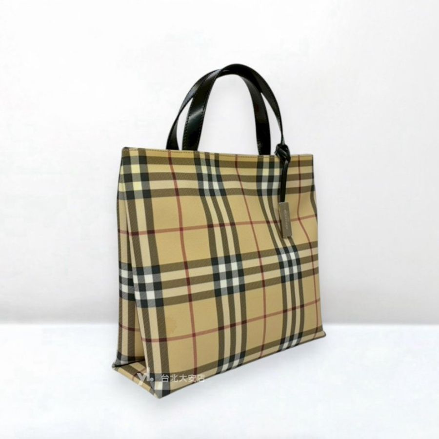 A13277-BURBERRY 經典格紋黑色牛皮手把直立托特包-1