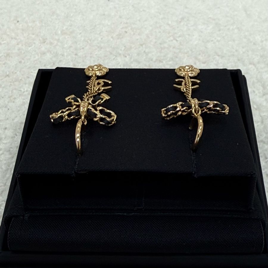 Chanel皮穿鏈蝴蝶結垂墜耳環-3