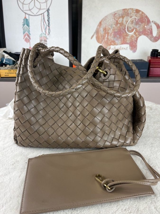 Bottega Veneta葆蝶家 新款大號降落傘包 Parachute巧克力棕色-4