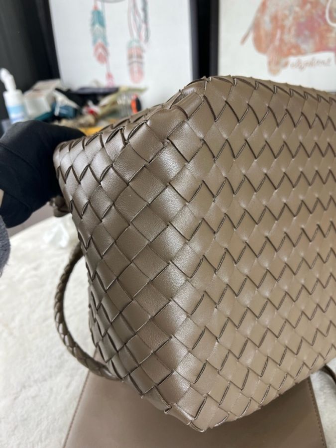 Bottega Veneta葆蝶家 新款大號降落傘包 Parachute巧克力棕色-5