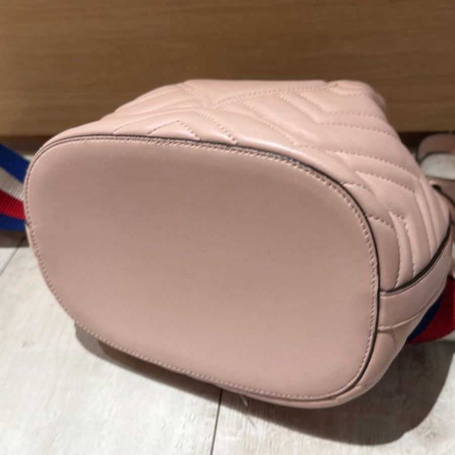 GUCCI 粉色 牛皮 GG Marmont Bucket 水痛包 肩背包-8