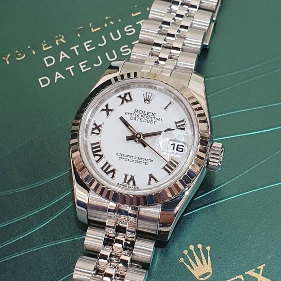 【大眾名錶】ROLEX勞力士 179174 Datejust 新款 蠔式日誌 太陽圈 白色羅馬面盤 五珠帶 錶徑26mm 自動上鍊 大眾名錶G275-5