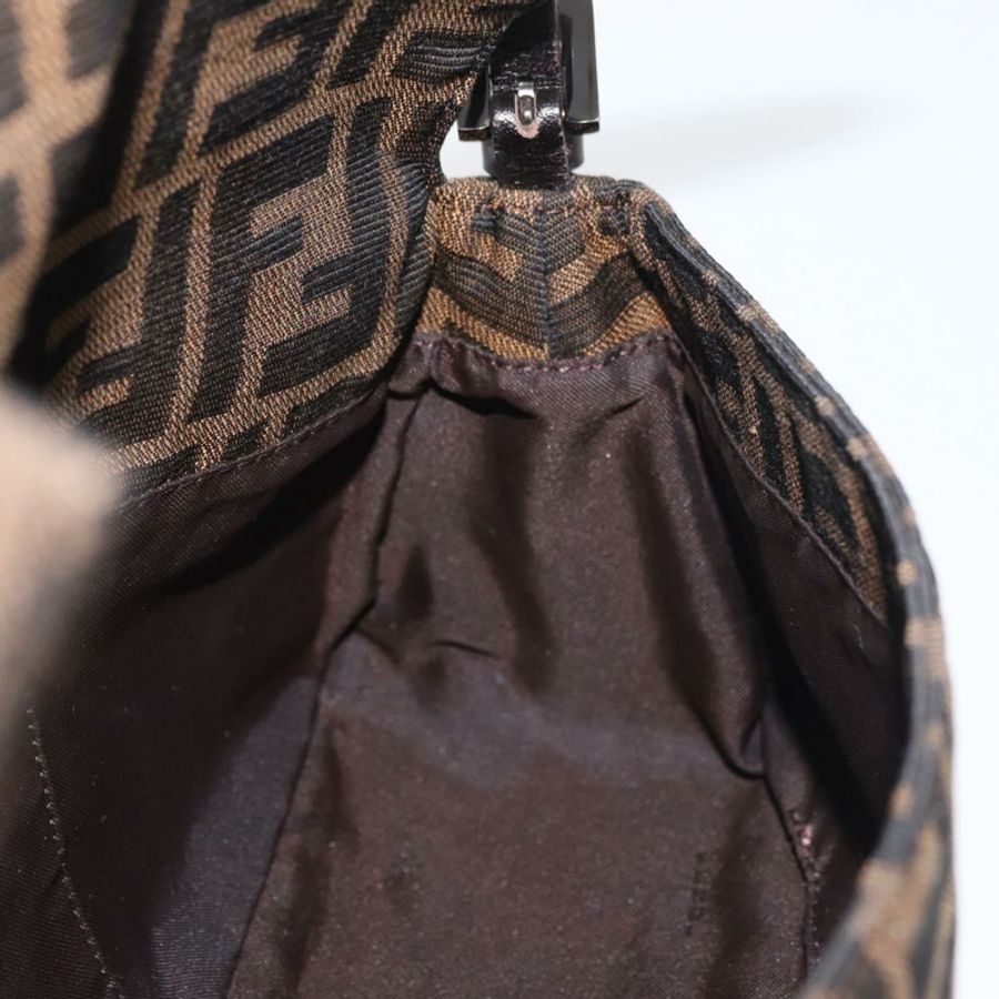 【日本直送】FENDI Zucca帆布Mamma Baguette單肩包 黑色棕色 正品 yk20437SAM-19
