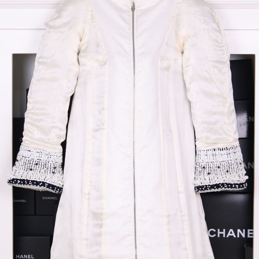 Chanel 17年地控系列重工钉珠滚边立领长款上衣外套-4