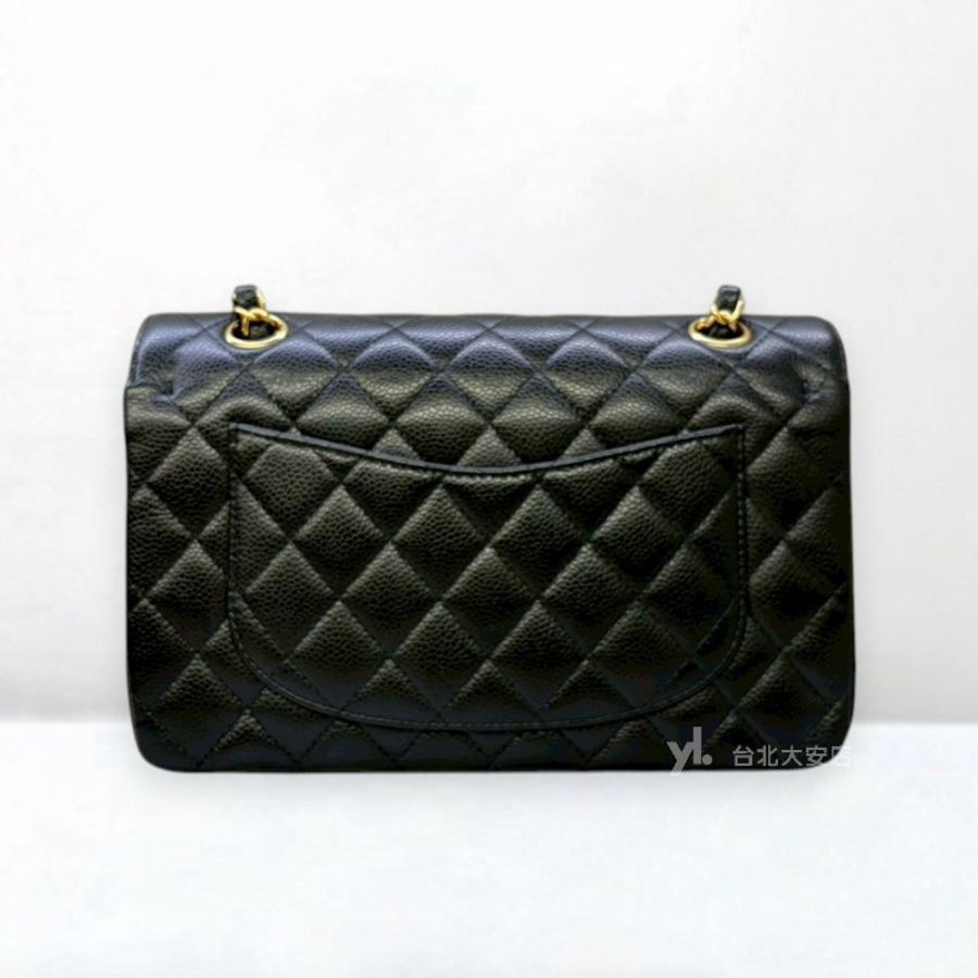 A13284-CHANEL COCO23 黑色荔枝牛皮銀釦口蓋包A01113-3