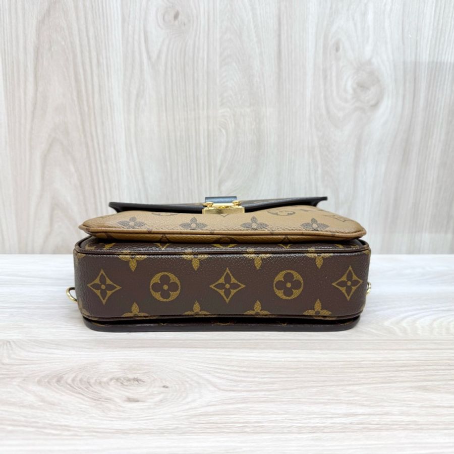 LV新款多種背法✨雙色Pochette Metis後背包M11941-8