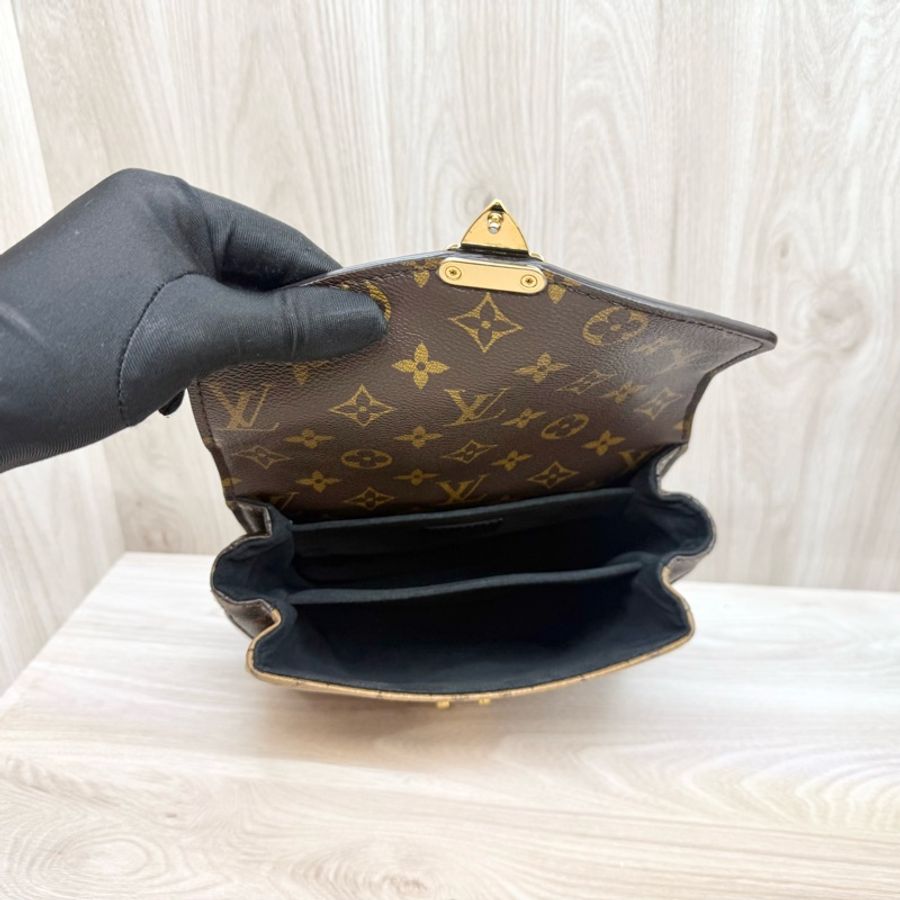 LV新款多種背法✨雙色Pochette Metis後背包M11941-17